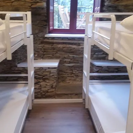 Hostel Castelos